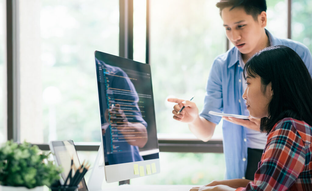 software development outsourcing risks